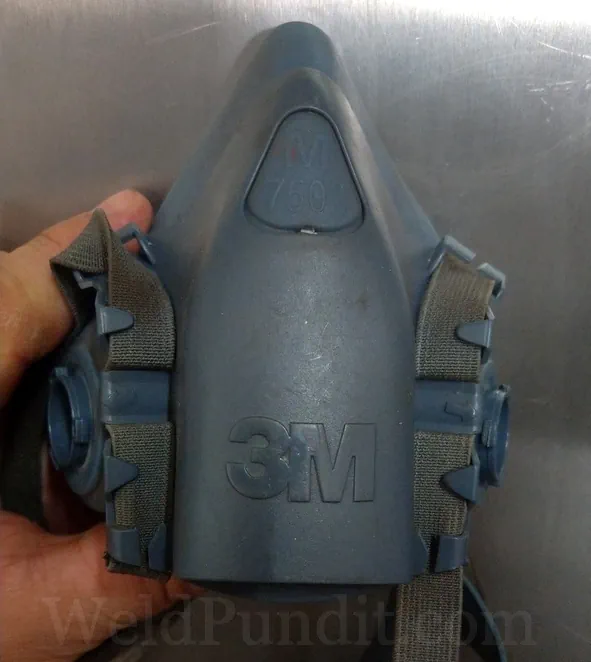 A photo of a 3M 7500 welding respirator 